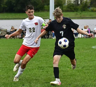 Boys soccer: JCS edges Belleville, 5-4